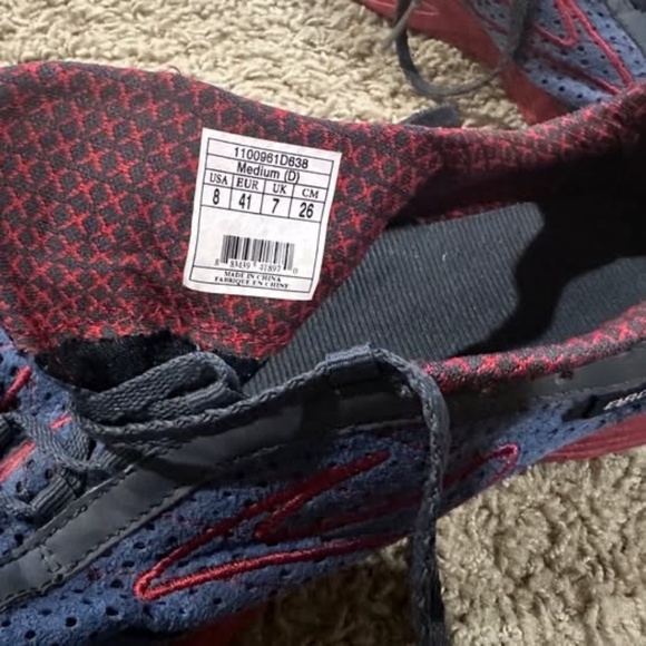 New Men's BROOKS Green Silence Running Track Shoes Size 8 - Picture 5 of 5